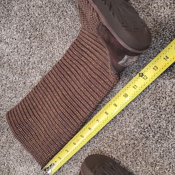 Ugg Classic Cardi 1876 Sweater Knit boots shoes 3 button sz 6 - Picture 13 of 15